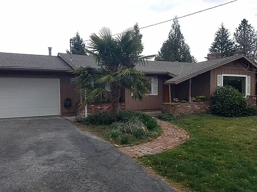 615 Beverly Way Photo 1