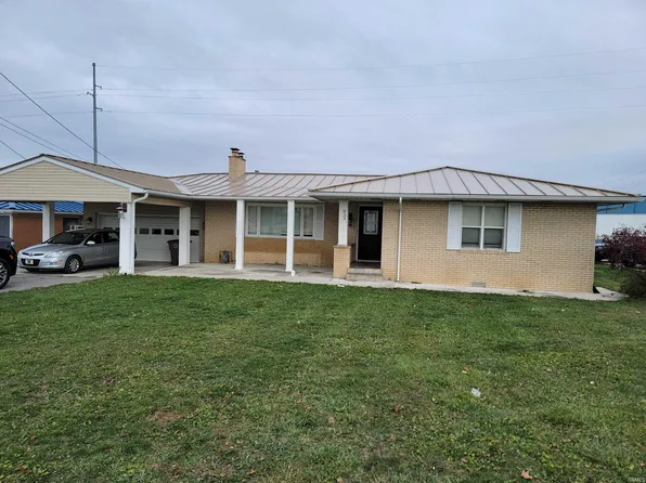 833 E Washington St, Winchester, IN 47394