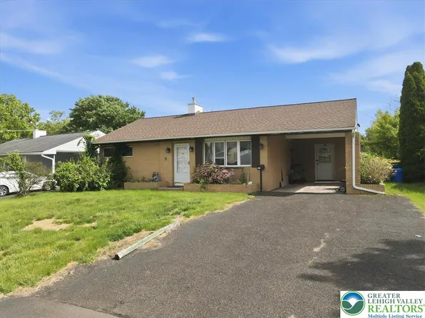 812 Auburn Rd, Fairless Hills, PA 19030