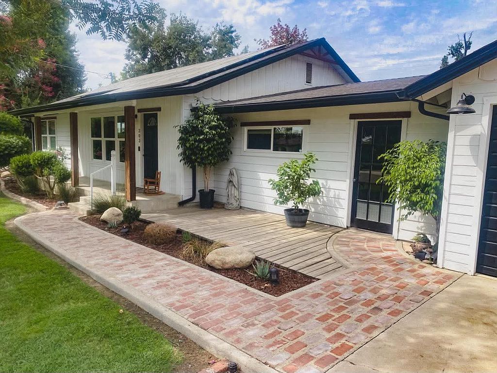 303 Maple St - Property Image
