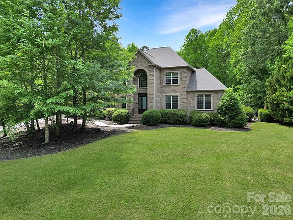 3rd image of 1023 Trinity Ridge Pkwy