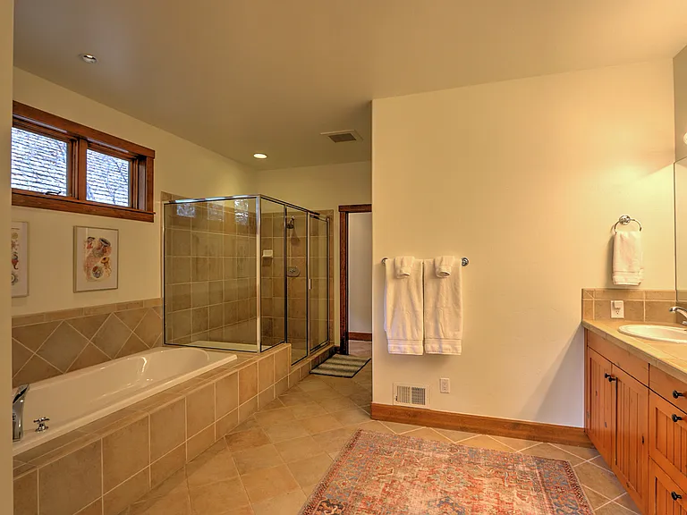 408 Settlement Ln — Photo 26