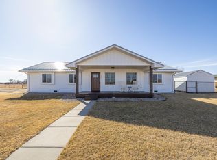 201 E Whitney St, Hermosa, SD 57744