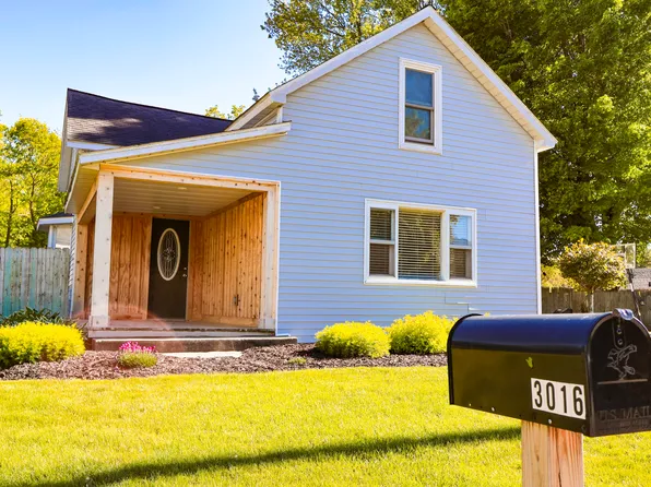 3016 143rd Ave, Dorr, MI 49323