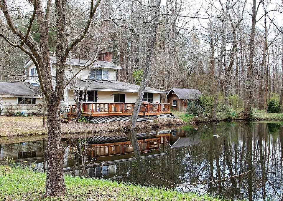1st image of 107 Rock Ln