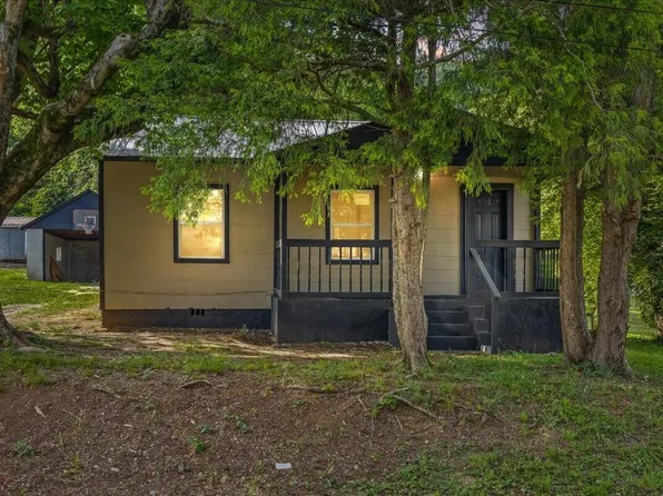 307 W Farrell St, Niota, TN 37826