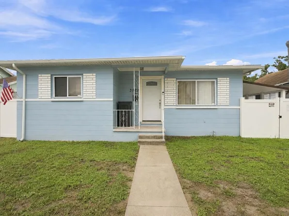 3827 38TH AVENUE N, ST PETERSBURG, FL 33713