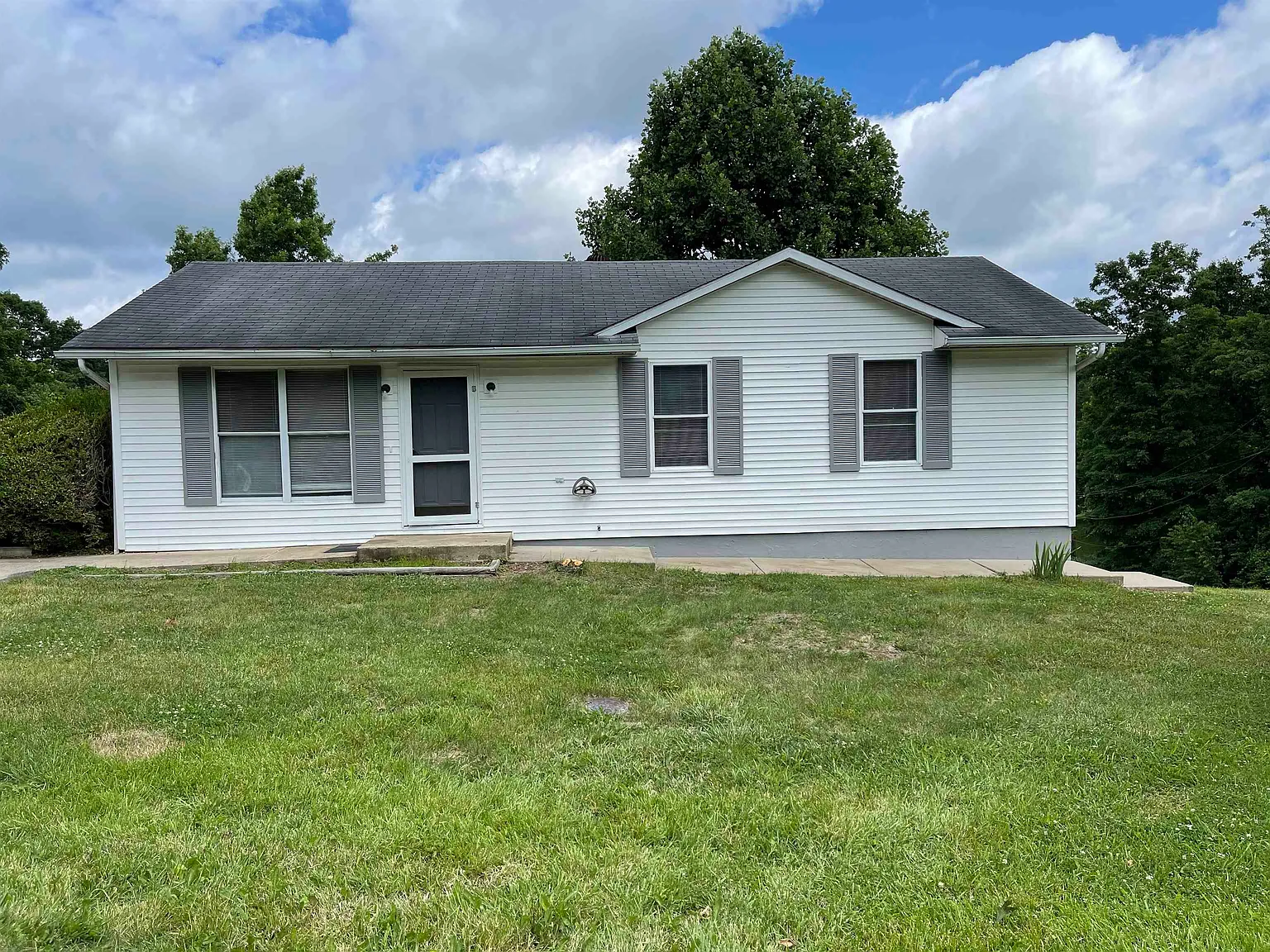 1643 Booth Quillen Rd photo 1