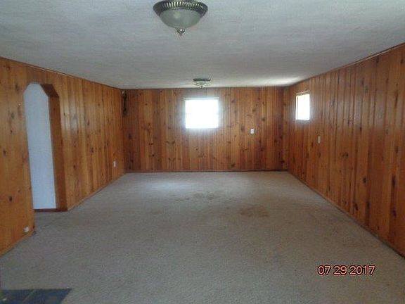 2nd image of 302 W Washington Ave