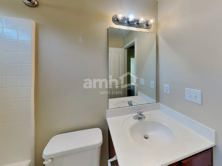 1922 Dundalk Rd — Photo 11