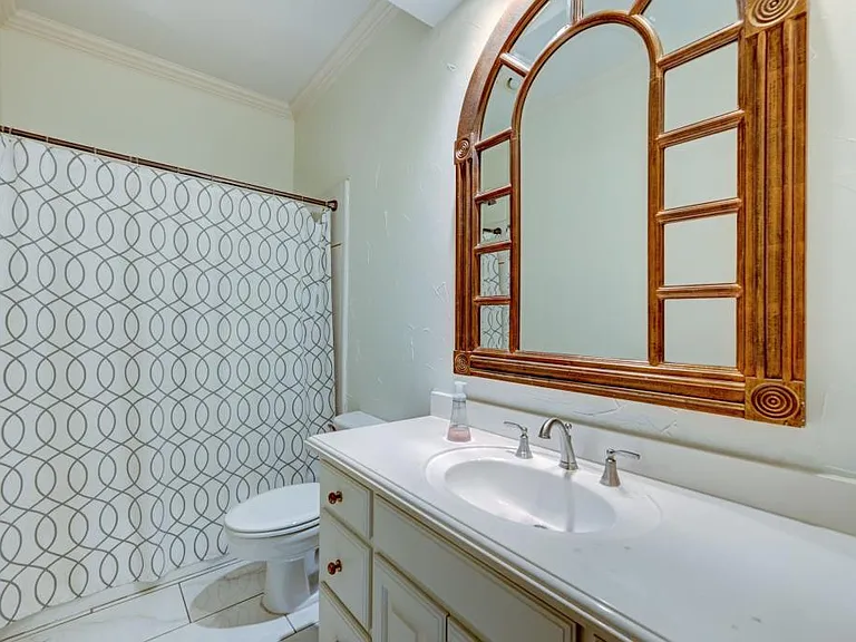 2804 Vermont Ct — Photo 17