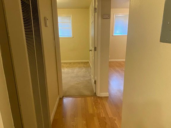 5th image of 2597 Alma St