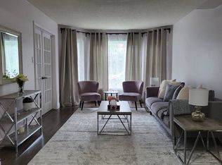 137 Macedonia Cres, Mississauga, ON L5B 3J6