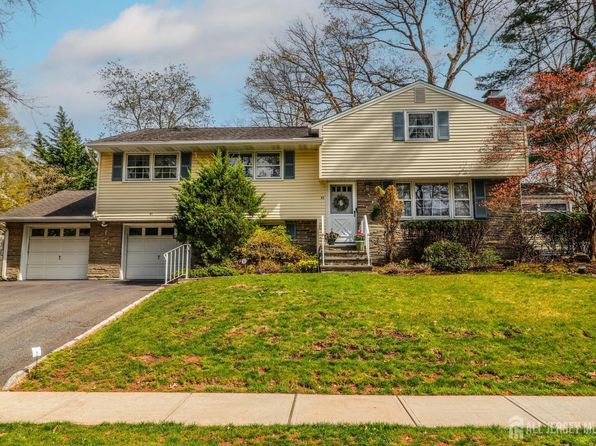 41 Concord Ave, Metuchen, NJ 08840