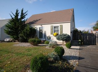 341 Giles Ave, Middlesex, NJ 08846