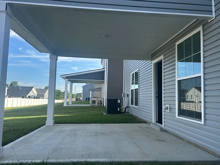 1261 Marlena Ln — Photo 32