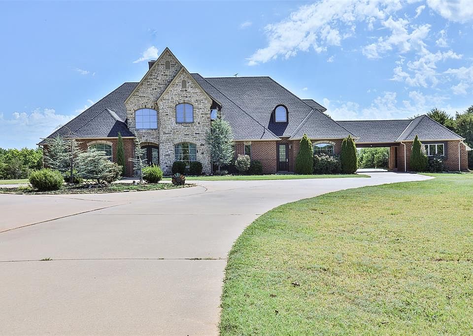 1st image of 5800 Hidden Meadow Dr