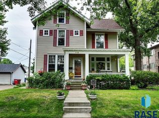 719 W 9th St, Sioux Falls, SD 57104