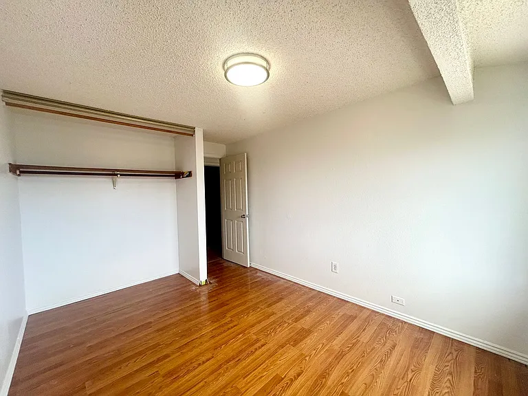 960 Wailupe Dr — Photo 9