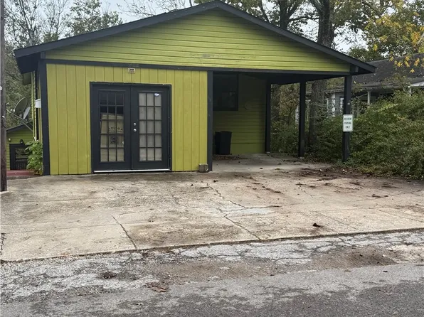 8 Linwood Ave, Eureka Springs, AR 72632