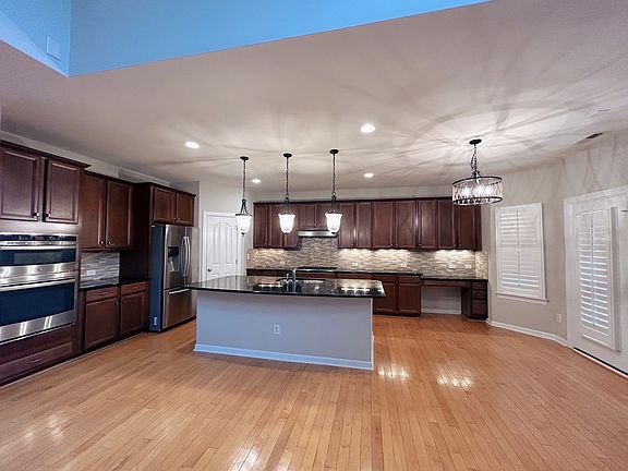 5th image of 5912 Bonny Bridge Ct