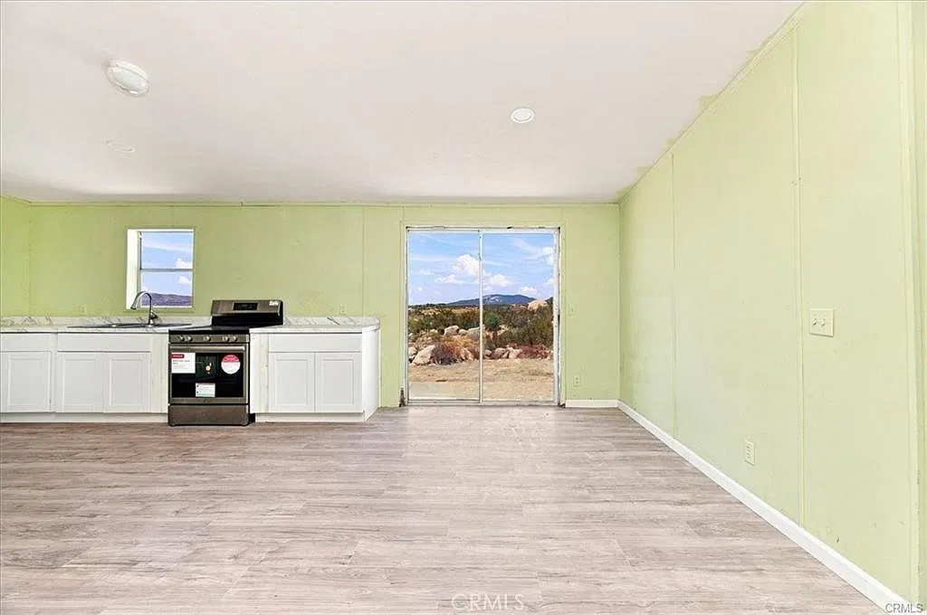 3 bed, 1456 sqft, $2,250 — Photo 3