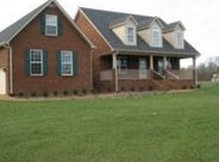 104 Loop Rd, Wartrace, TN 37183