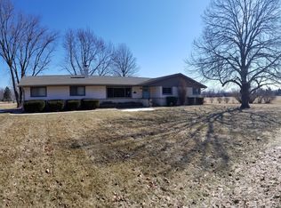 1323 Walter Dr, Machesney Park, IL 61115