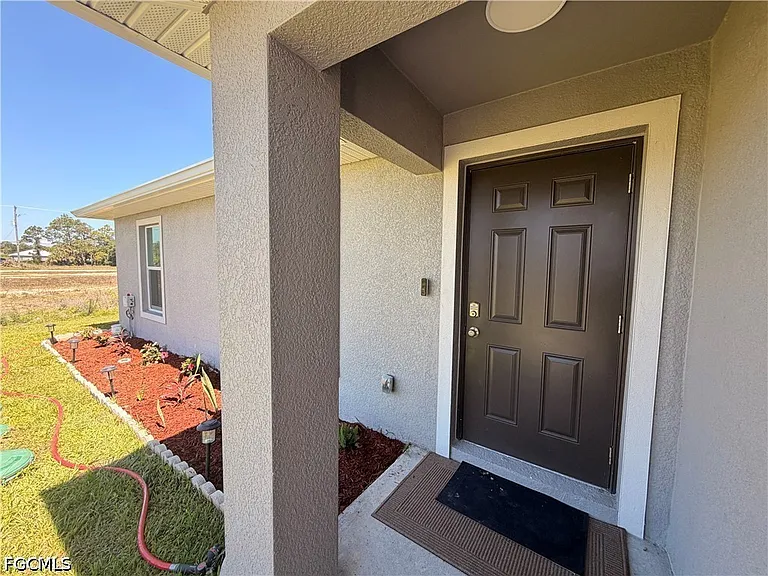 4702 Loraine Ave S — Photo 4