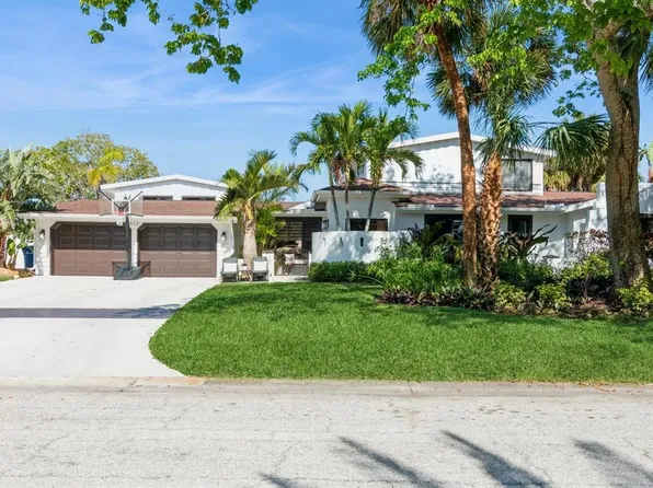 815 Paradise Way, Sarasota, FL 34242