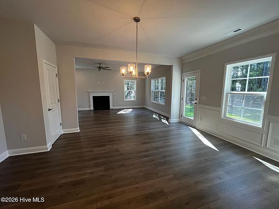 5th image of 3050 Boverie Street SW