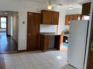 207 Middle St #3, Fall River, MA 02724