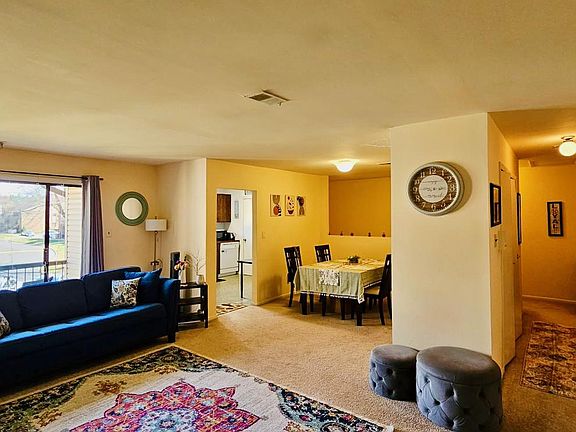 4th image of 1475 Mount Holly Rd APT B5