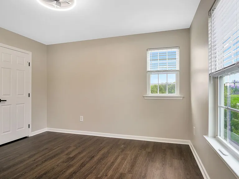 10868 White Dogwood Dr — Photo 30