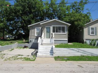 3034 Glenwood Ave, Alton, IL 62002