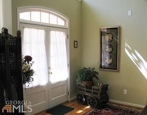 5th image of 125 Glenwood Ln