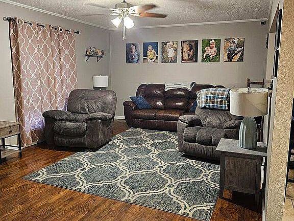 2nd image of 120 Saint Matthew Ln