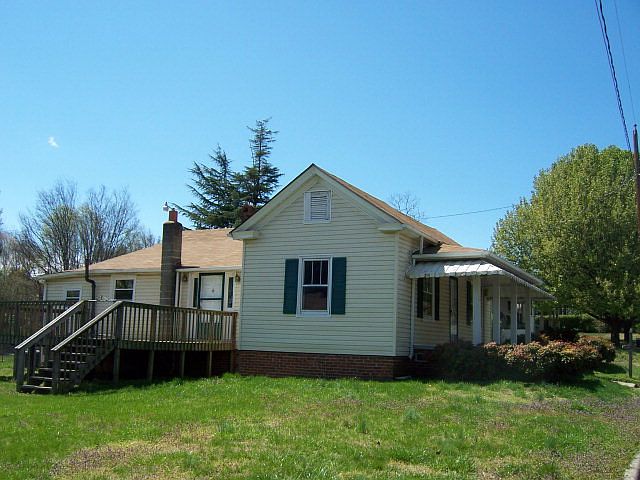 1st image of 741 Davis St