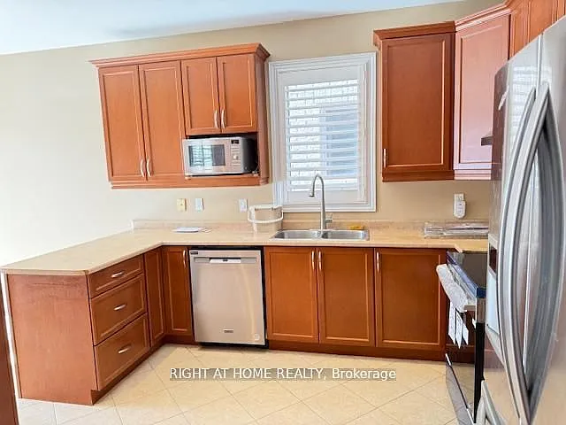 2374 N Ridge Trl — Photo 6