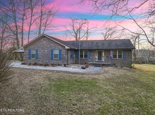 160 Lone River Ln, Clinton, TN 37716