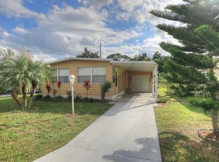 911 Vireo Dr, Barefoot Bay, FL 32976