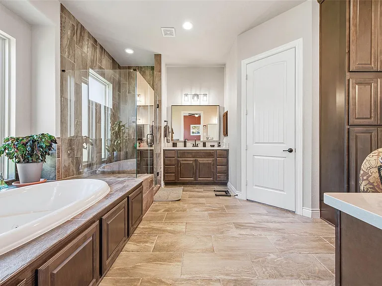 183 Wade Pointe Dr — Photo 23
