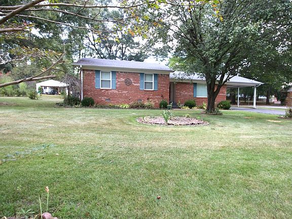 3rd image of 485 Chickasaw Dr