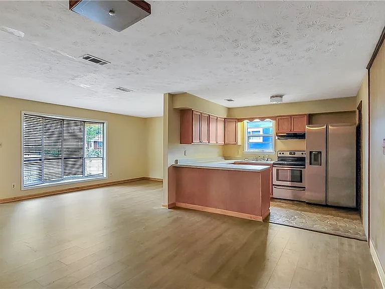 304 Olmstead Pl — Photo 19