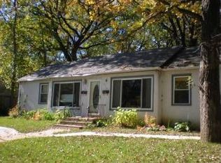 518 Texas Ave, Hopkins, MN 55343