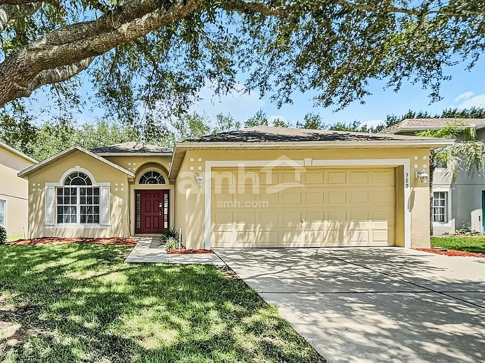 312 Azores Pl