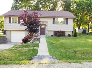 418 S Shelby St, Shelbina, MO 63468