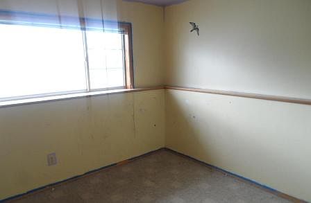 3rd image of 22618 E Broad Ave