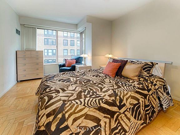 2nd image of 205 E 68th St APT T6f