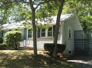 388 Cotuit Rd, Mashpee, MA 02649